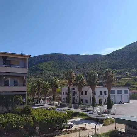 Lejlighed Lovely 1-bed In Island Of Vis Komiža
